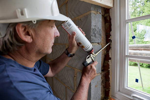 Best Geographic-Specific Insulation Services in Harrah, OK